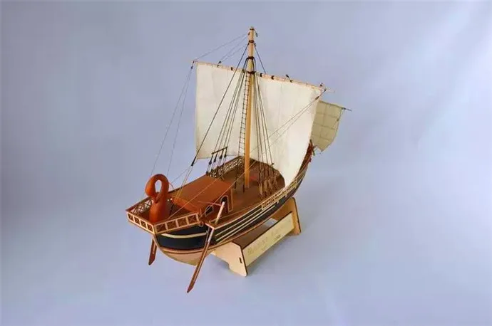 ZHL Roman Corbita model kits
