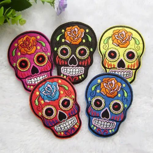 

Vintage DIY Embroidered Cloth Iron On Patch Sew Motif Applique Skull