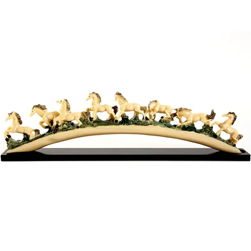 

European Resin Crafts Imitation Teeth Small Horse Desktop Decoration Figurines Simple Resin Crafts Modern Fashion Business Gifts