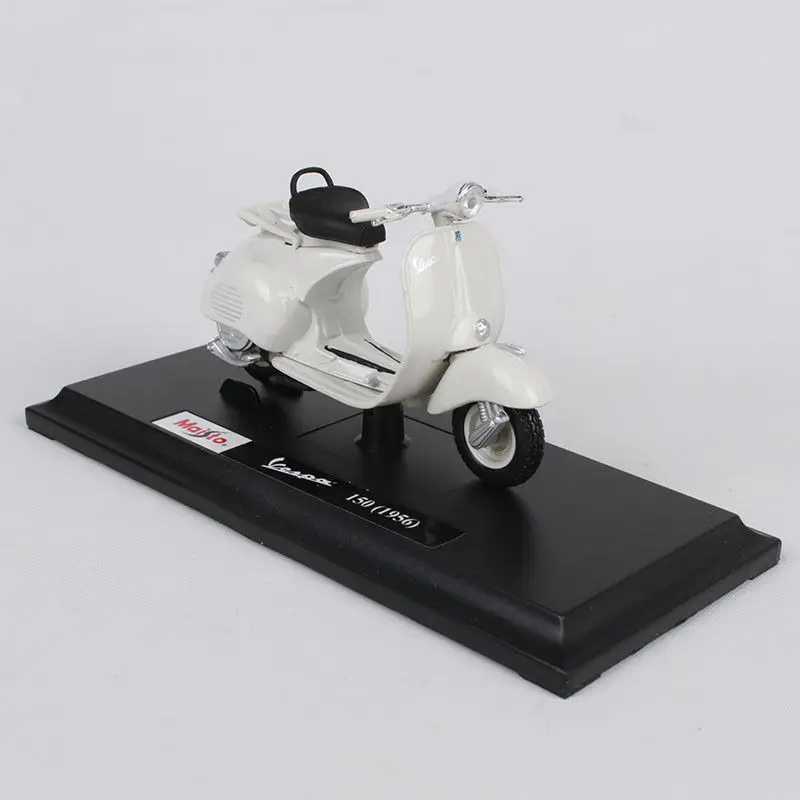 Maisto 1:18 Vespa 150 1956 MOTORCYCLE BIKE DIECAST MODEL TOY NEW IN BOX |