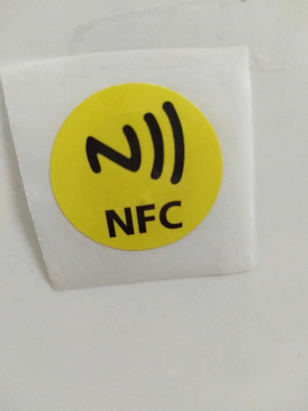 

10pcs/Lot NFC Tags Sticker 13.56MHz ISO14443A Ntag 213 NFC Stickers Universal Label Ntag213 RFID Tag for all NFC enable