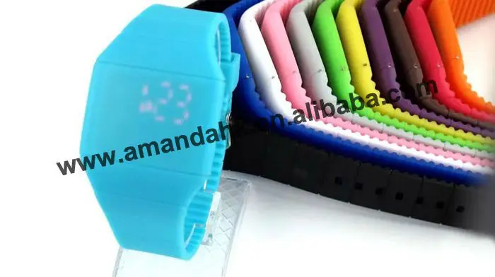 100 шт./лот новые ультратонкие светодиодные часы для мальчиков и девочек модные