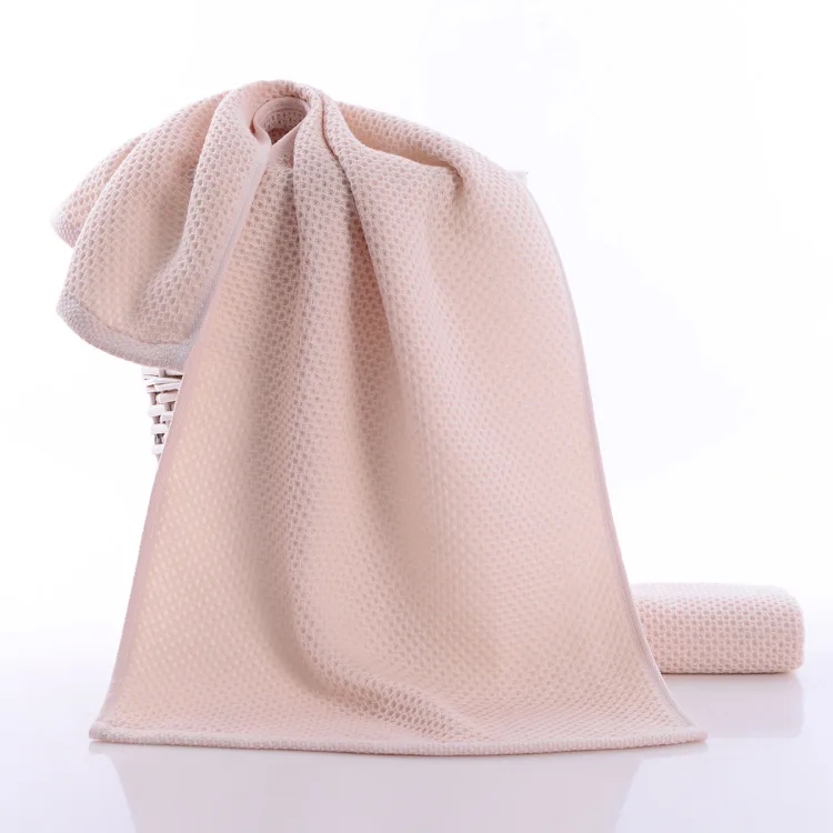 

70*140cm beige waffle bath towel, 100% cotton material, logo embroidery is available