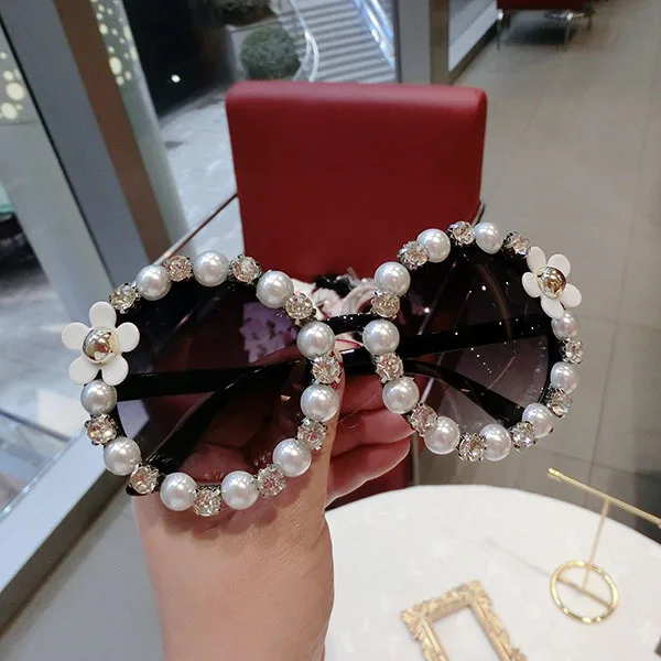 18 design Summer Sunglasses Women Sweet Flower with Rhinestone Round Sun glasses Vintage Retro Glasses For Beach Ladies Shades 18 design Summer Sunglasses Women Sweet Flower with Rhinestone Round Sun glasses Vintage Retro Glasses For Beach Ladies Shades