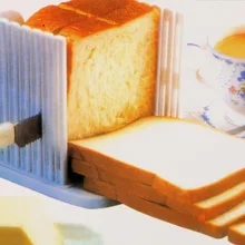 Новинка 1 шт. хлеборезку Кухня Pro Инструмент каравай тост Резак чайник нарезки Резка руководство