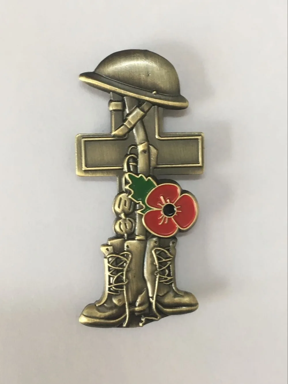 

3D Poppy Flower Lapel Pin Metal Pin Badge Decorative Brooch Pins for Clothes XY0446