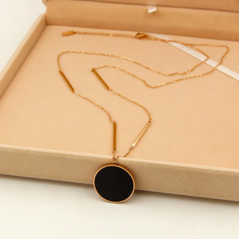 

Fashion Brand Stainless Steel Rose Gold Color Big Black Love 25mm Big Round Pendant Necklace Sweater Chain Women Gift