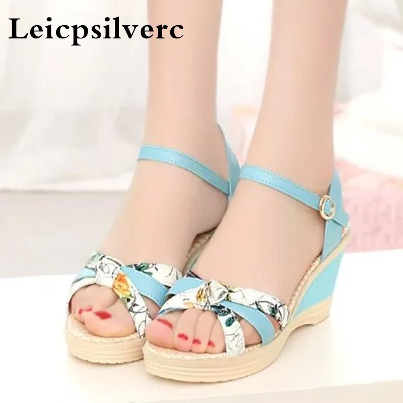 

Summer new Korean version fish mouth slope and women sandals