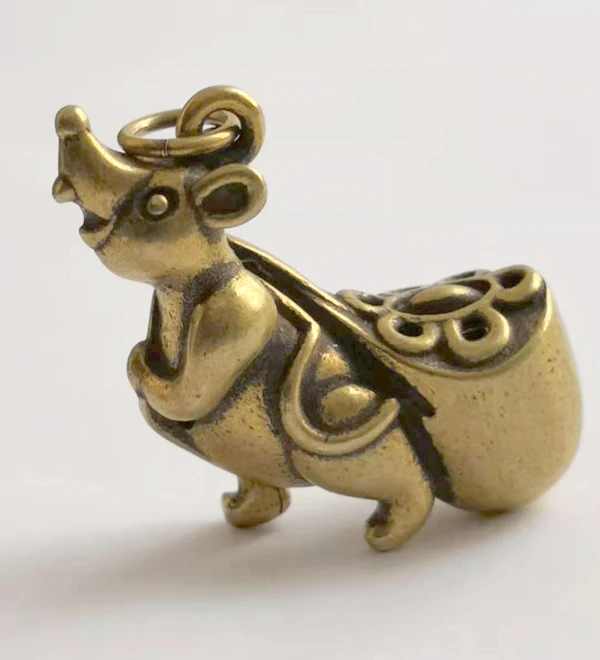 

Exquisite Collectible Decoration Old Brass Carved Mouse Purse Get Rich Lucky Statue Pendant