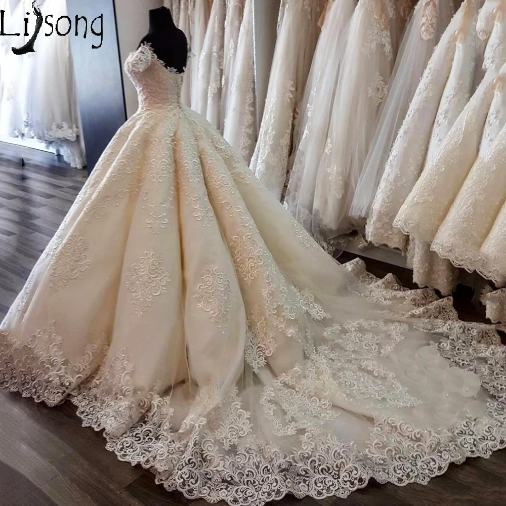 

Romantic Middle East Style Wedding Dress Ball Gowns Saudi Arabia Royal Hemline Train Off Shoulder Custom Made Bridal Formal Gown