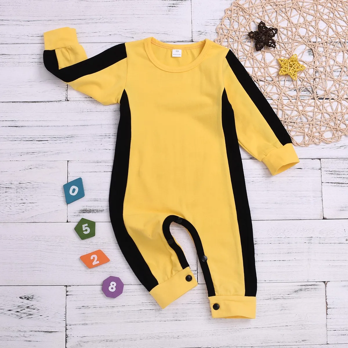 Kongfu/классический желтый комбинезон для маленьких девочек и мальчиков; комбинезон с длинными рукавами для новорожденных; Одежда для новорожденных в китайском стиле