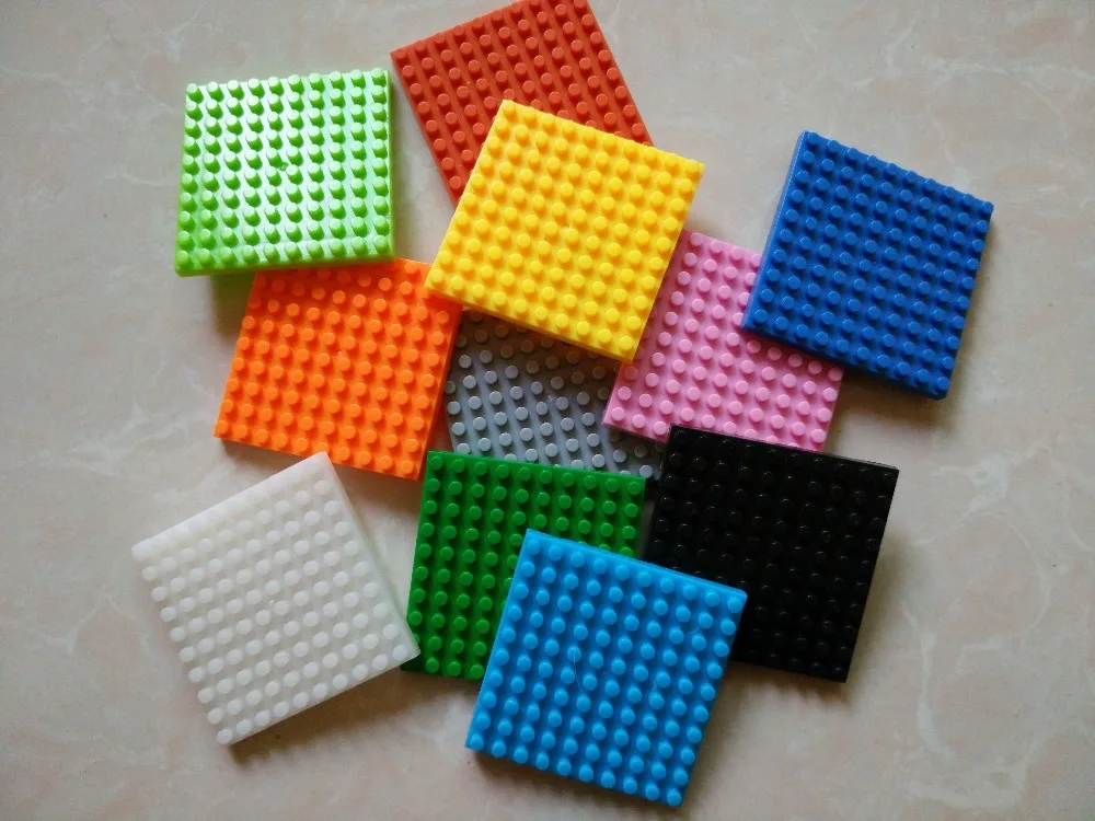 

5pcs/lot Plastic ABS Base Plate 10*10 Dots 4*4 cm Baseplate Compatible Loz Diamond Blocks