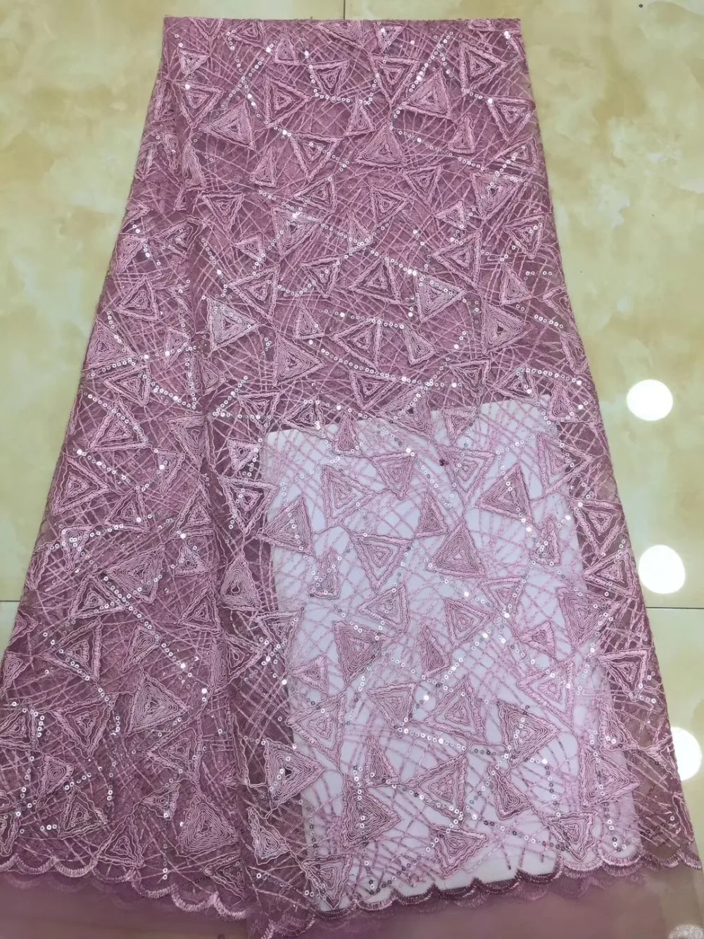 

Party dresses 2019 hot sale Nigeria French lace embroidered sequins, African quality tulle fabrics