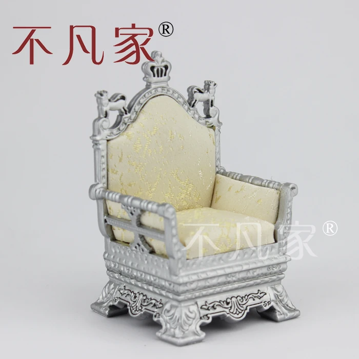 

Dollhouse 1/12 Scale Miniature furniture silvery Gorgeous Classical sofa