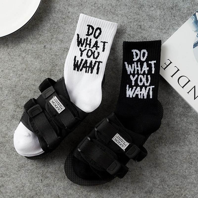 Funny Letter Korea Halajuku Hip hop Street Skateboard Socks men Women High Quality Black white casual Cotton Short Socks Win