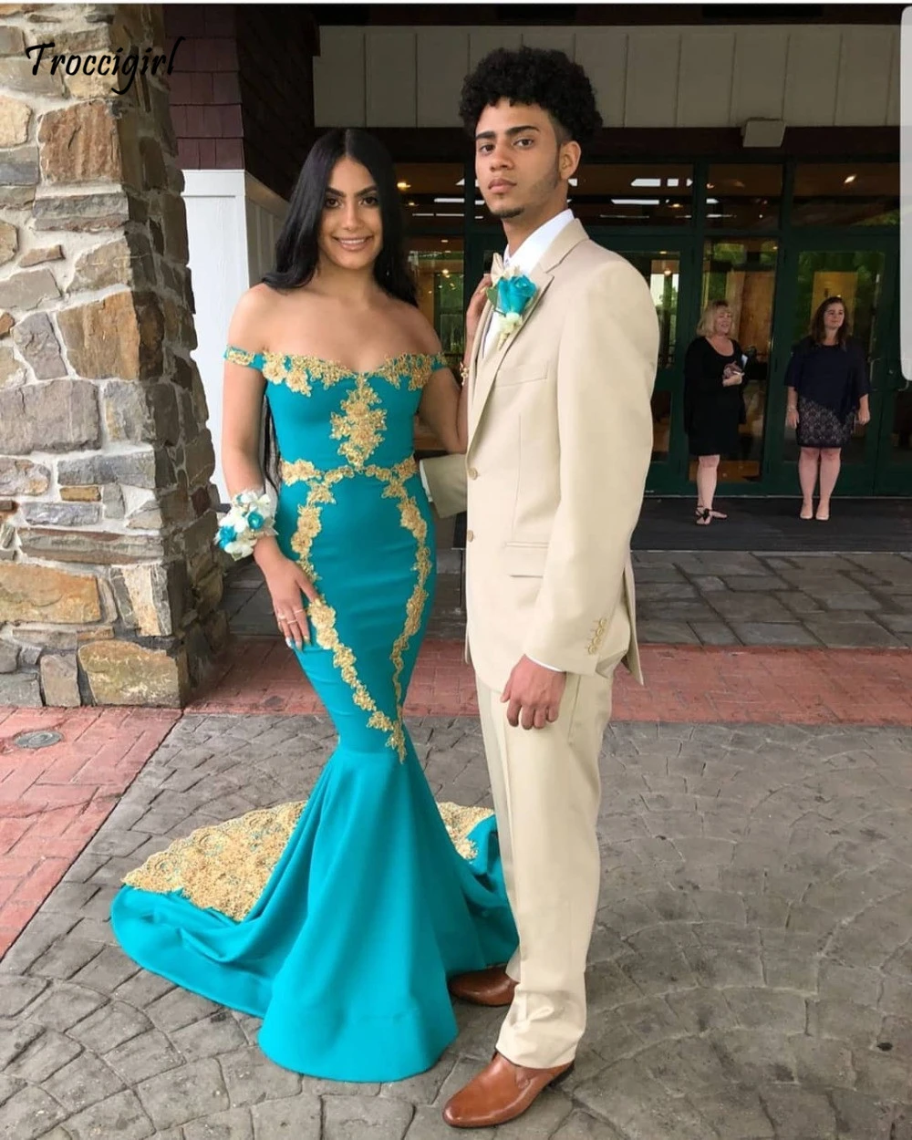 

Gorgeous Gold Lace Appliques Mermaid Prom Dresses Sexy Backless Long Prom Gowns Off the Shoulder Party Dresses Vestidos