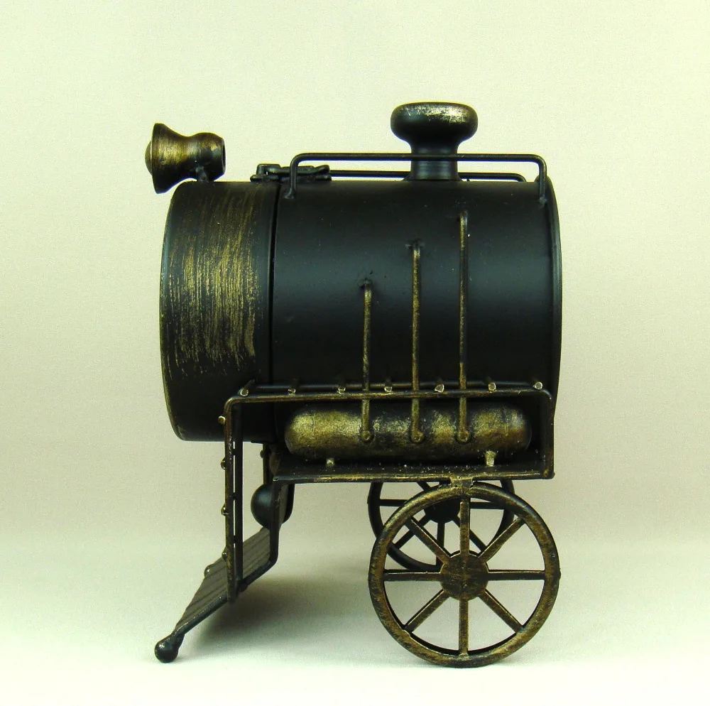 Vintage Metal Train Model Table Clock Antique Iron Locomotive Timepiece Handicraft for Home Decor and Art Collection Vintage Metal Train Model Table Clock Antique Iron Locomotive Timepiece Handicraft for Home Decor and Art Collection