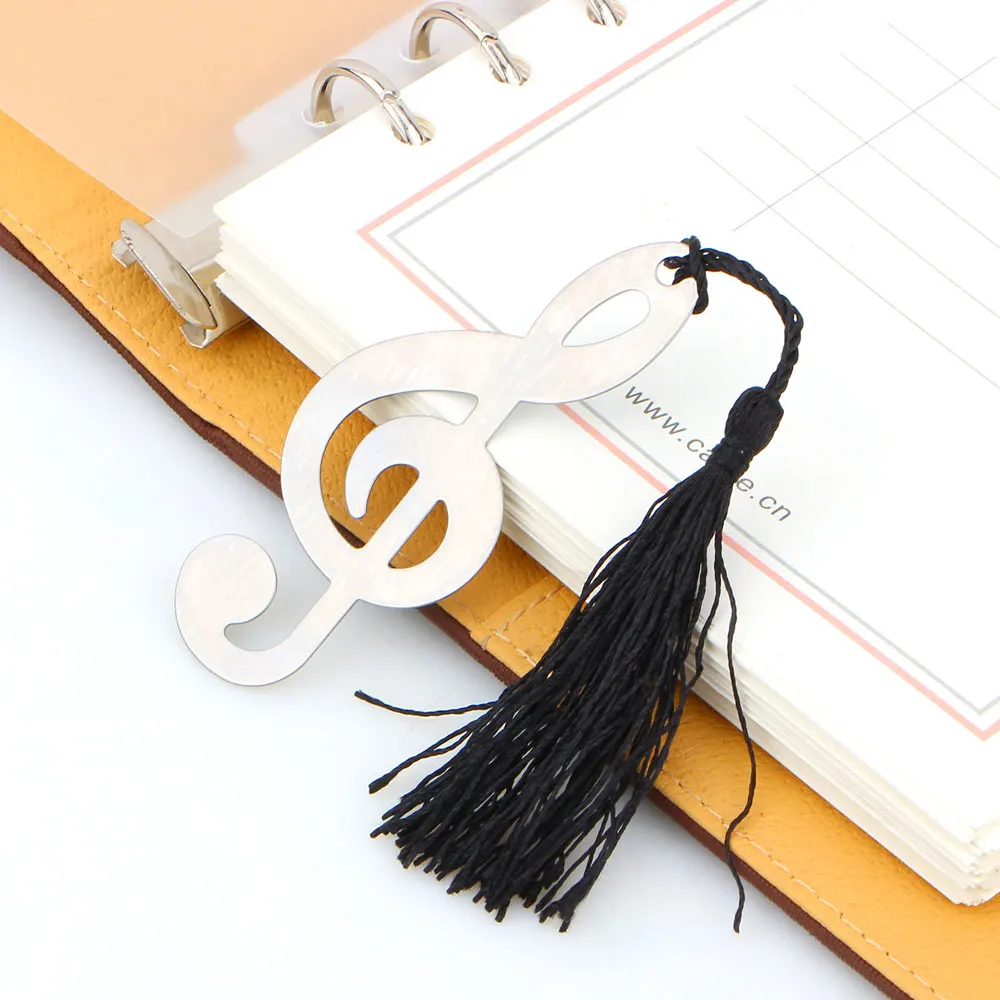 

2017 Hollow Musical Notes Bookmarks Metal With Mini Greeting Cards Tassels Pendant Gifts Wedding Favors With Retail Box