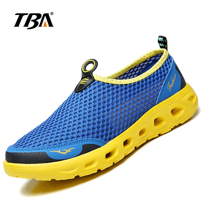 breathable sports shoes