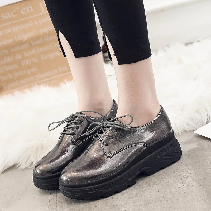

Women Vulcanize Shoes Moccasins Slip on Comfortable Ladies Female Footwear Autumn Sneakers Women Casual Shoes