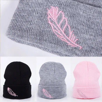 

High Quality New Crochet Warm 1PC Beanie Popular Snow Ski Beanies Women Hats Knitted Feather Embroidery Hot Sale Winter Knit Hat