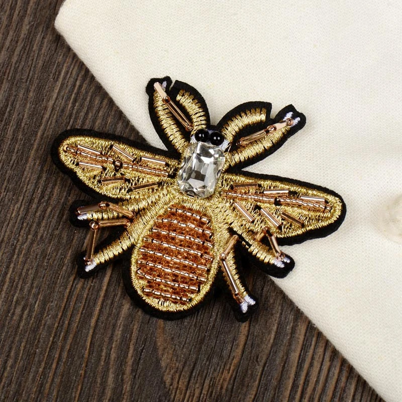 GUGUTREE вышитая бисером нашивки пчела, кристаллы бриллианты насекомые блестками аппликация патч для пальто, футболки, шляпы, сумки, свитера, рюкзака