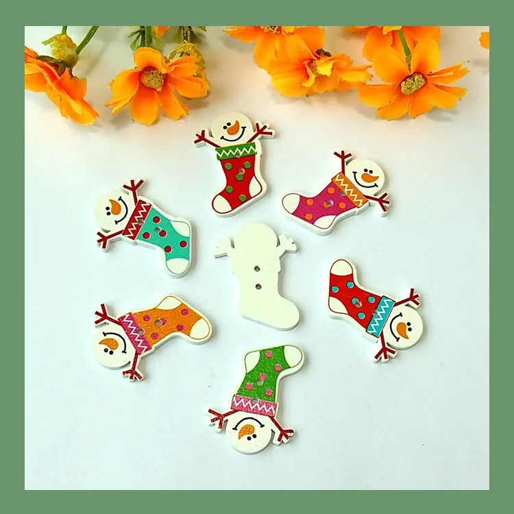 120PCs Natal Boton Mix Christmas socks 2 Holes Wood Sewing Supplies