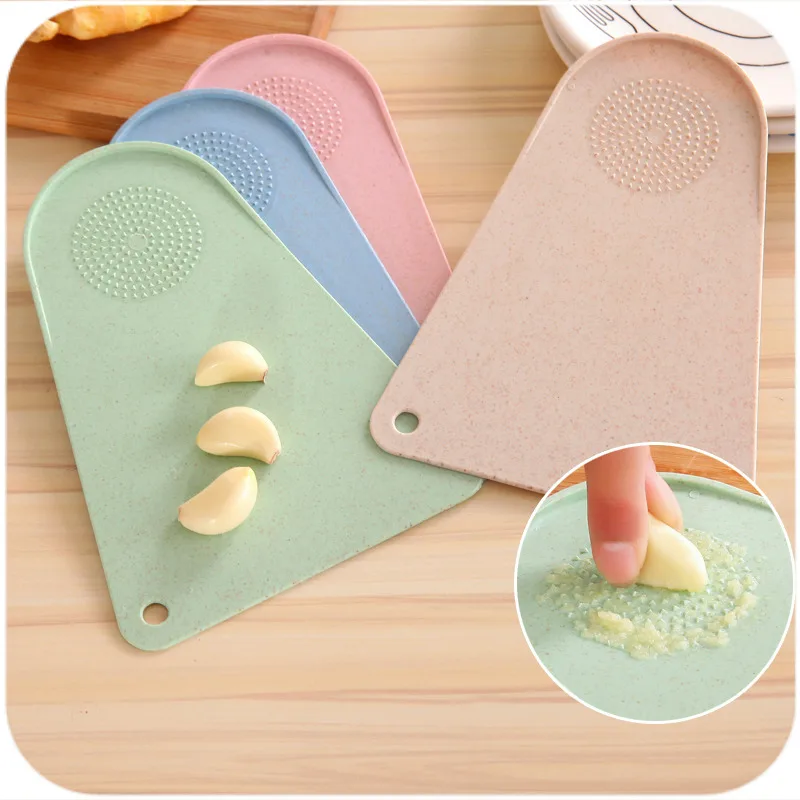 

Environmental Non-toxic Wheat Straw Chopping Board Antibacterial Cutting Board Grinding Ginger Garlic Function Kitchen Block
