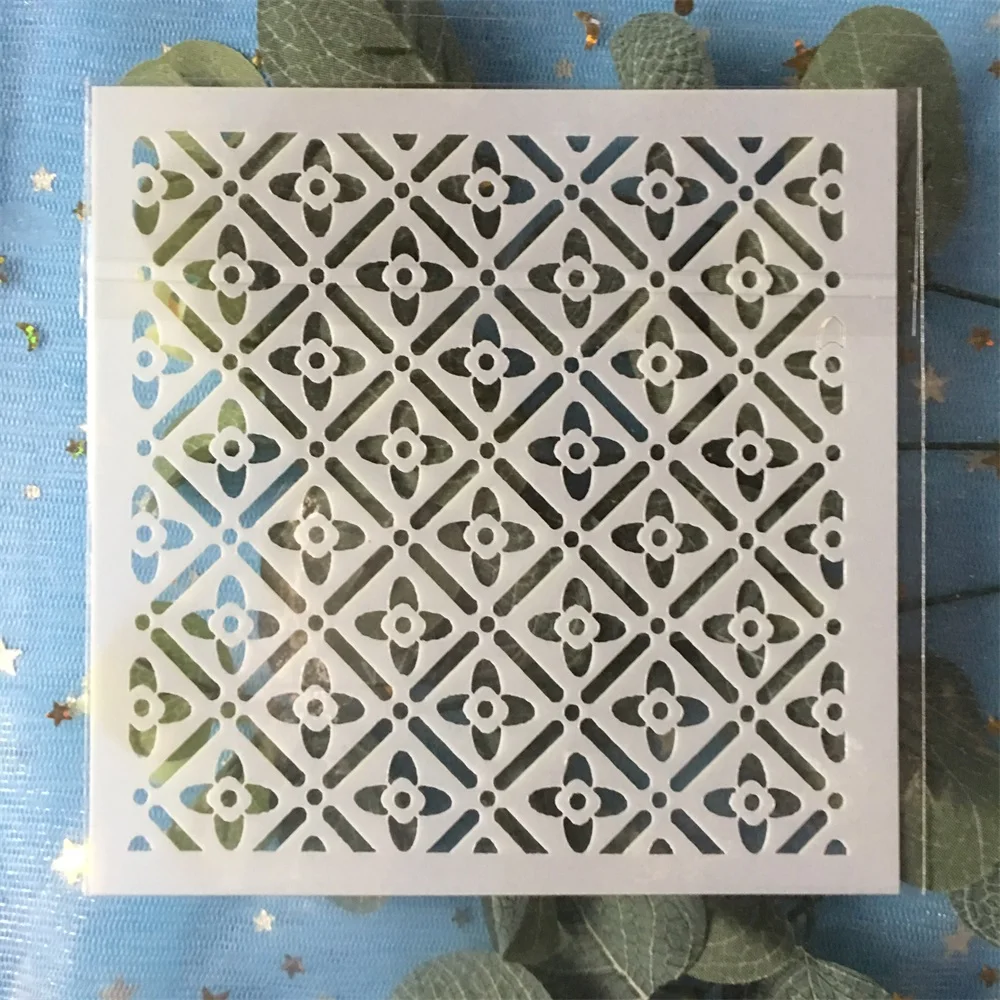 

2019 13*13cm Clover Flower DIY Layering Stencils Wall Painting Scrapbook Coloring Embossing Album Decorative Template