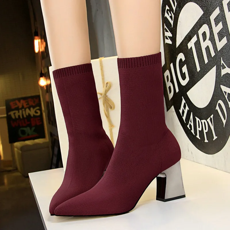UMMEWALO/растягивающиеся сапоги-носки с острым носком; женская модная обувь на высоком каблуке; ботильоны; зимняя женская обувь; 336-7
