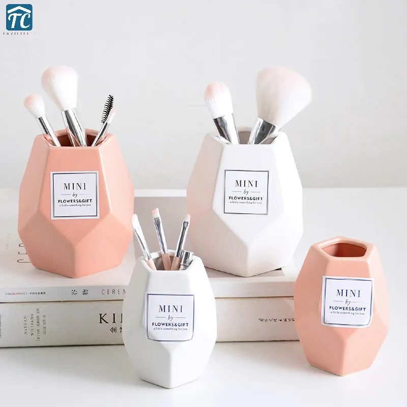 

Diamond Face Ceramic Makeup Brush Cosmetic Storage Box Barrel Pen Barrel Desktop Tube Holder Box Bucket Organizer Make Up Brush