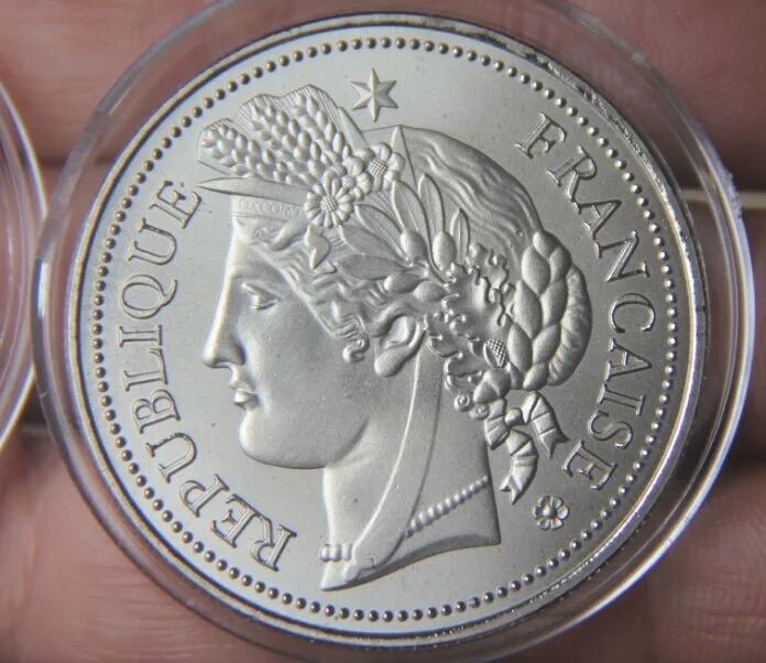 

40mm Demeter Liberty Godness France silver plated Souvenir coin