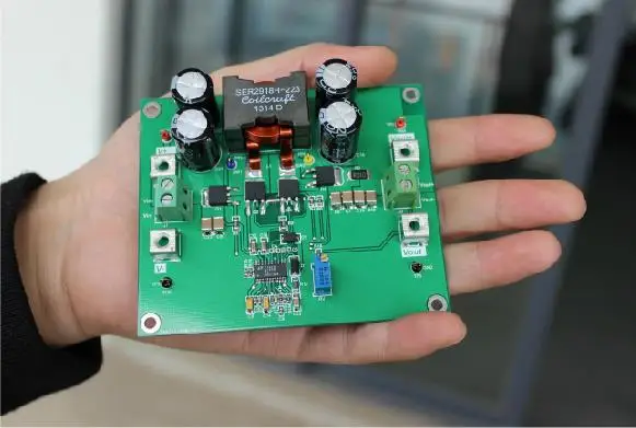 

Free Shipping! 1pc LT8705 Wide input 300W output highly efficient Buck-Boost DC-DC power module SENSOR