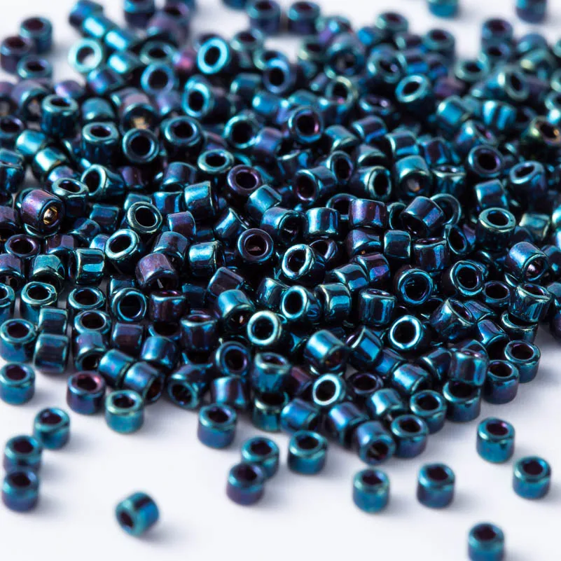 DB25 Miyuki delica metallic seed bead (1)