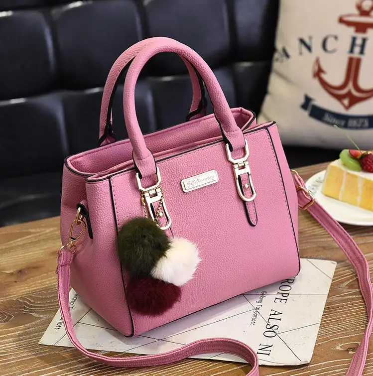 Pink Yogodlns, женская сумка с подвеской из бисера, женская сумка на плечо с тиснением, женская сумка-мессенджер, сумки с помпонами, сумка высокого качества - Цвет: Pink
