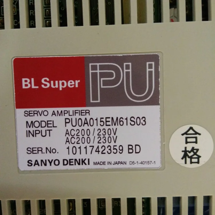 Б/у 90% Новый сервопривод Sanyo denki 200 Вт PU0A015EM61S03 хорошее состояние хорошо