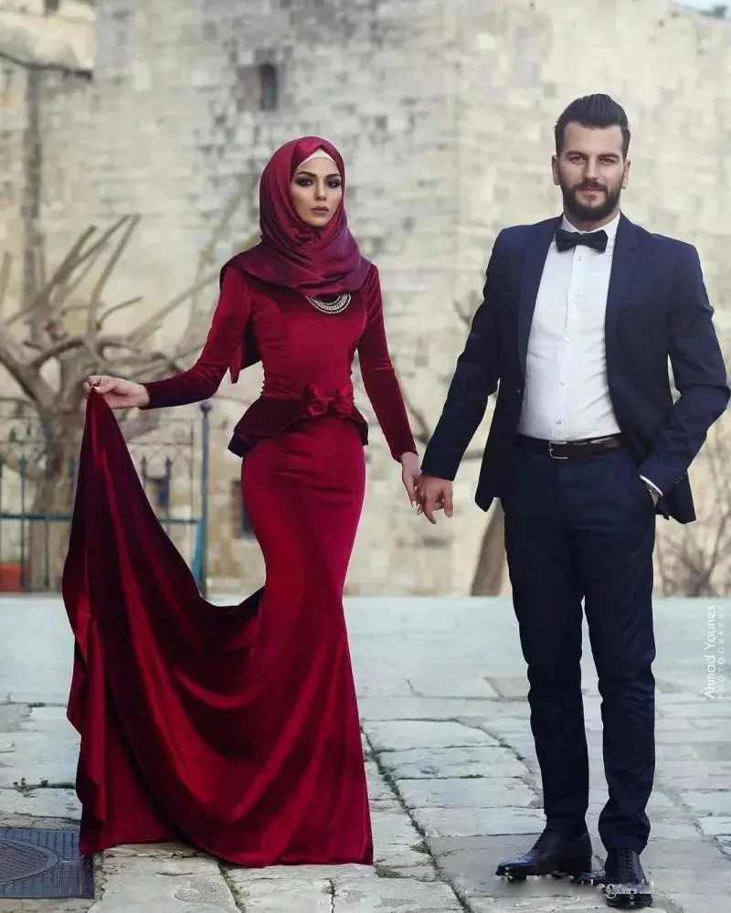 

New Muslim Long Sleeves Mermaid Prom Dresses 2019 Velvet Pleated Evening Party Gowns Custom