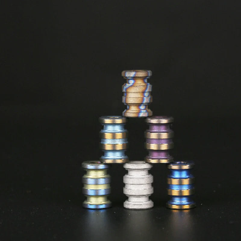 

1PC Titanium Alloy Knife Beads Lanyard Pendant Paracord Bracelet Rope Cord DIY Decorative Accessories EDC Multipurpose Pendant