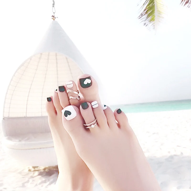 

Heart-shaped Pattern Trendy Toe False Nail Summer Holiday Beach Seaside Foot Fake Nail Green Jump Color Nail Art Tips with Glue