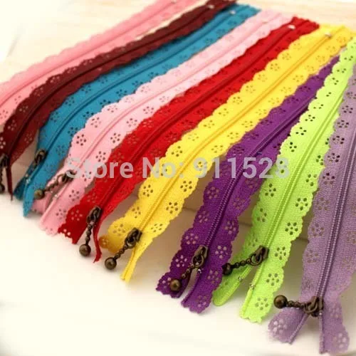 

10pcs/lot #3 20CM 25CM 30CM 35CM 50CM Nylon Coil Beautiful Lace Zipper for DIY Bags Tailor Sewer Craft Retail 24 Colors Zippers