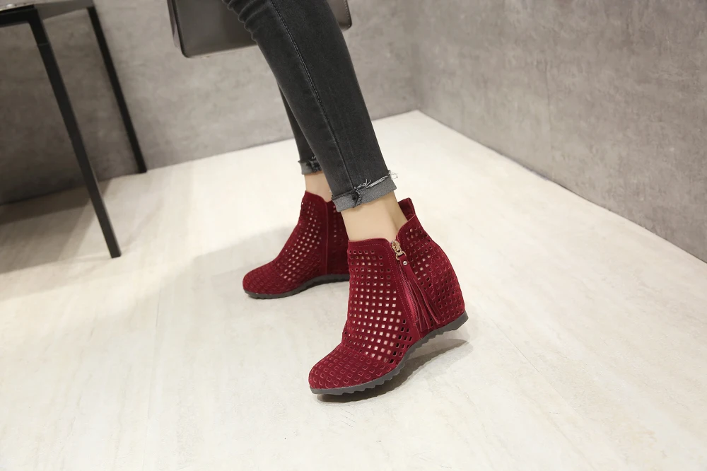 3X4A4504