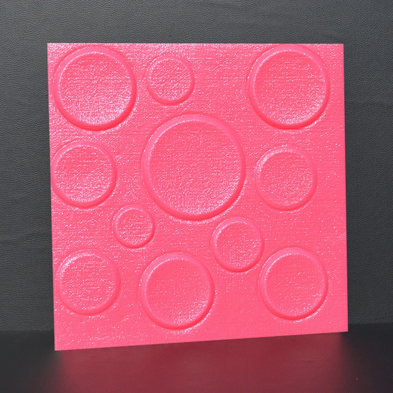246737_no-logo_246737-2-05