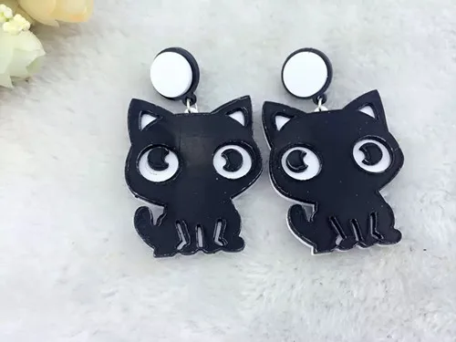 

Hip Hop Personality Acrylic Animal Black White Cat Earrings For Women Night Club Dancer Punk Jewelry Accessories drop shipping