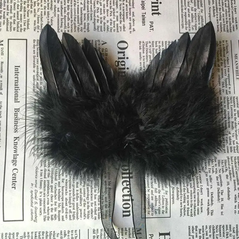 

1pc Baby Boys Girls Birthday Party Home Decoration Lovely Black White Feather Angel Wings Hanging Ornament for Wedding Supplies