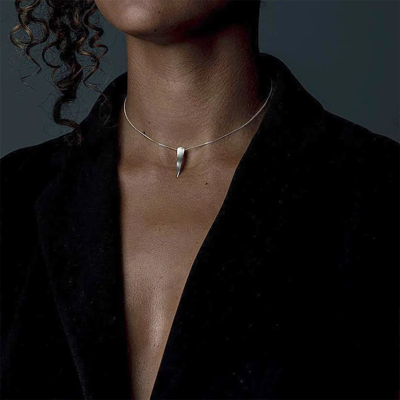 

Ladies Fashion Personality New Simple Silver Triangle Geometric Pendant Necklace Birthday Party Charm Gift Accessories for women