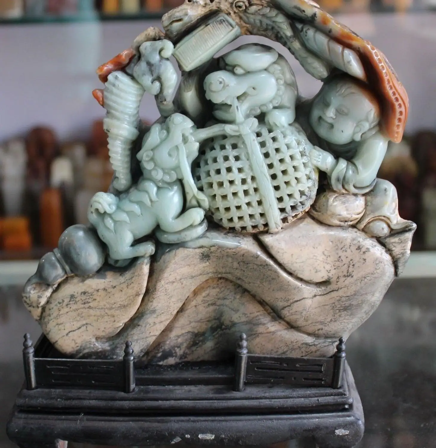 

10" China Natural ShouShan Stone Foo Fu Dog Guardian Lion TongZi Kid Sculpture