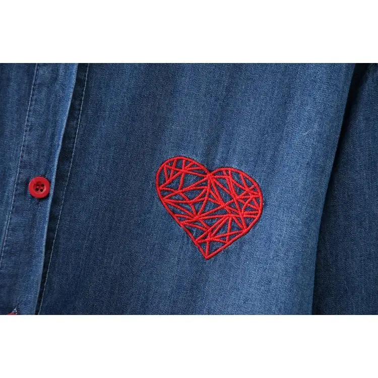 Женская Джинсовая блузка свободного покроя с длинным рукавом и вышивкой в виде сердца размера плюс