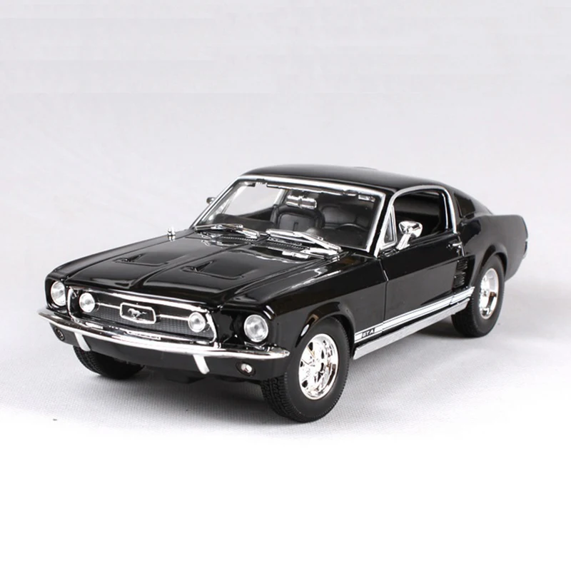 1:18 Ford 1967 Mustang GTA Fastblack автомобиль черный и зеленый цинковый сплав модель автомобиля литье под давлением для коллекции мальчиков Игрушки Подарки