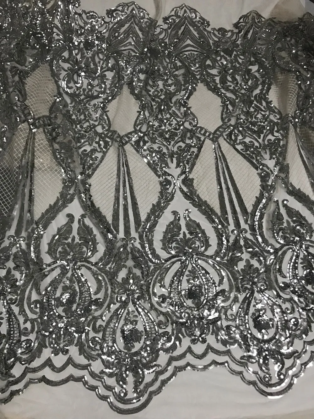 

hot sale SYJ-10147 embroidery mesh fabric nigerian tulle lace fabric with sequins French Net Lace Fabric