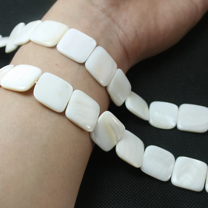 

22pcs White Flat Oval Shape Natural Freshwater Shell Beads MOP Beads Fit Bracelets Necklaces Jewelry DIY Craft For Female Gift